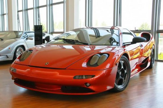 Lamborghini m�zesi!