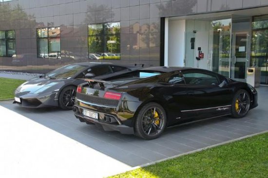 Lamborghini m�zesi!