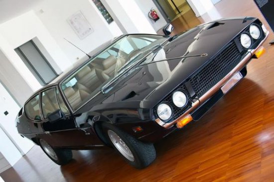 Lamborghini m�zesi!