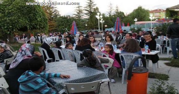 Akda� Devlet Hastahanesi �al��anlar�na...