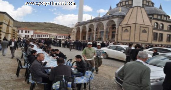 Yozgatta 2 Bin Ki�iye Kutlu Do�um Yeme�i Da��tt�.