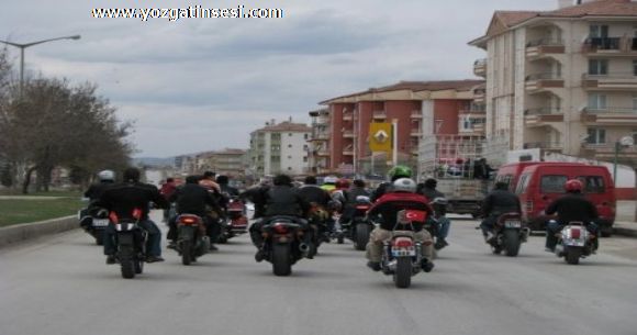 Sorgunlu Motosiklet�ilerden Polislere Destek