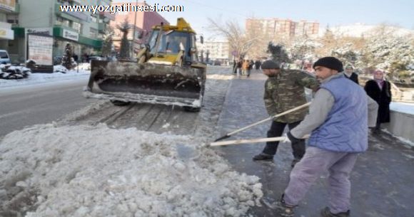 Yozgat Belediyesi, 3 G�nde 400 ton tuz kulland�.