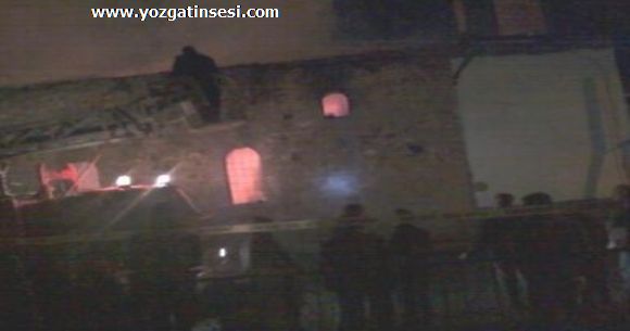 Yozgat Ayd�nc�k ta Tarihi Cami Yand�!