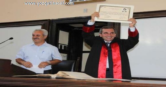 Yozgat Valisi Abdulkadir Yaz�c� Diplomas�n� ...