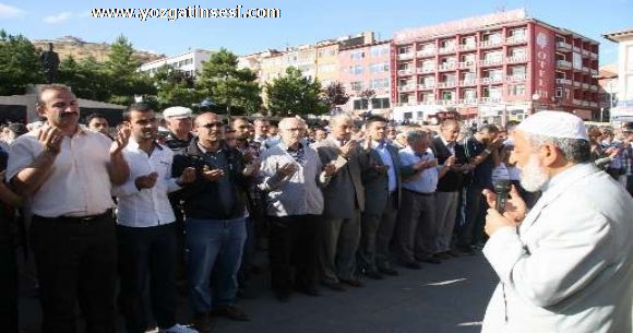 Yozgatl� M�s�rda �lenler i�in G�yabi Cenaze...